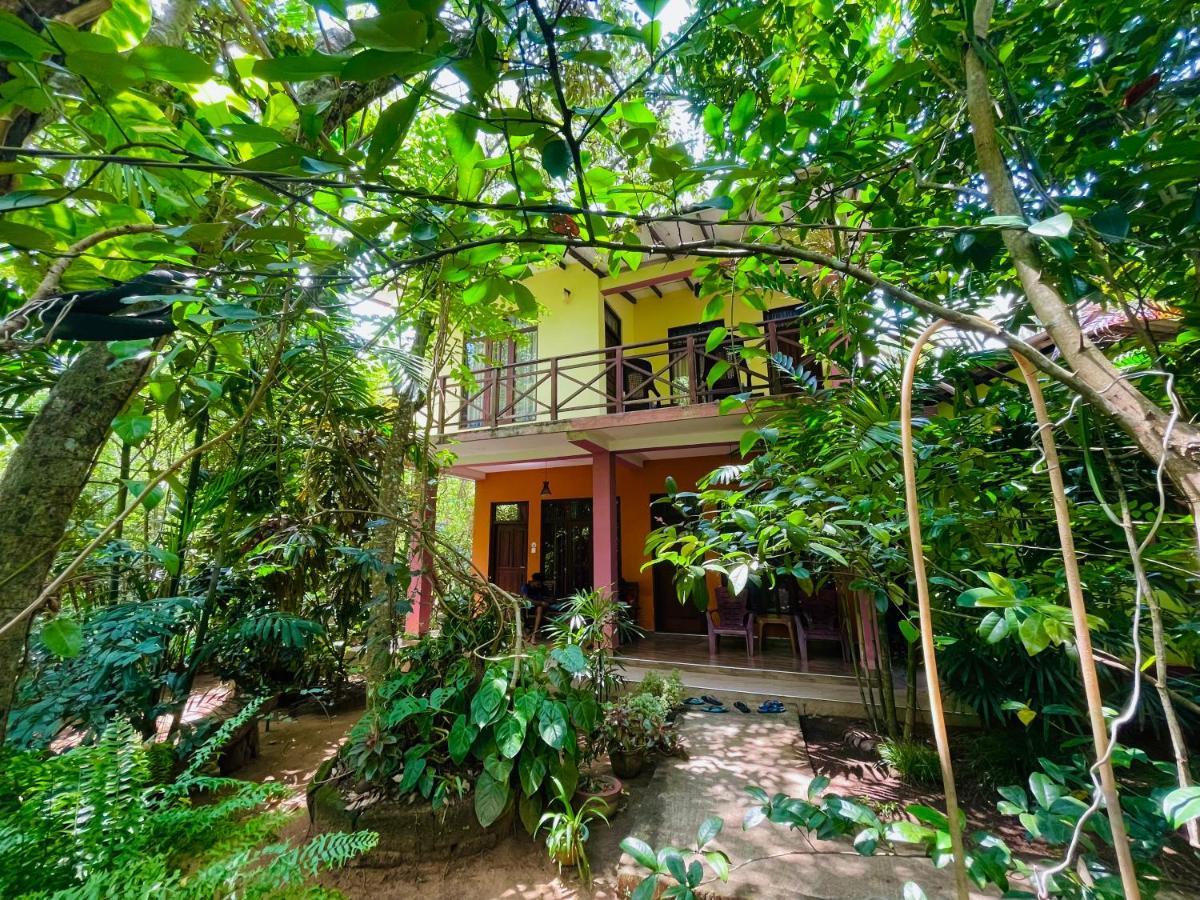 Gangadiya Lodge Сигирия Экстерьер фото