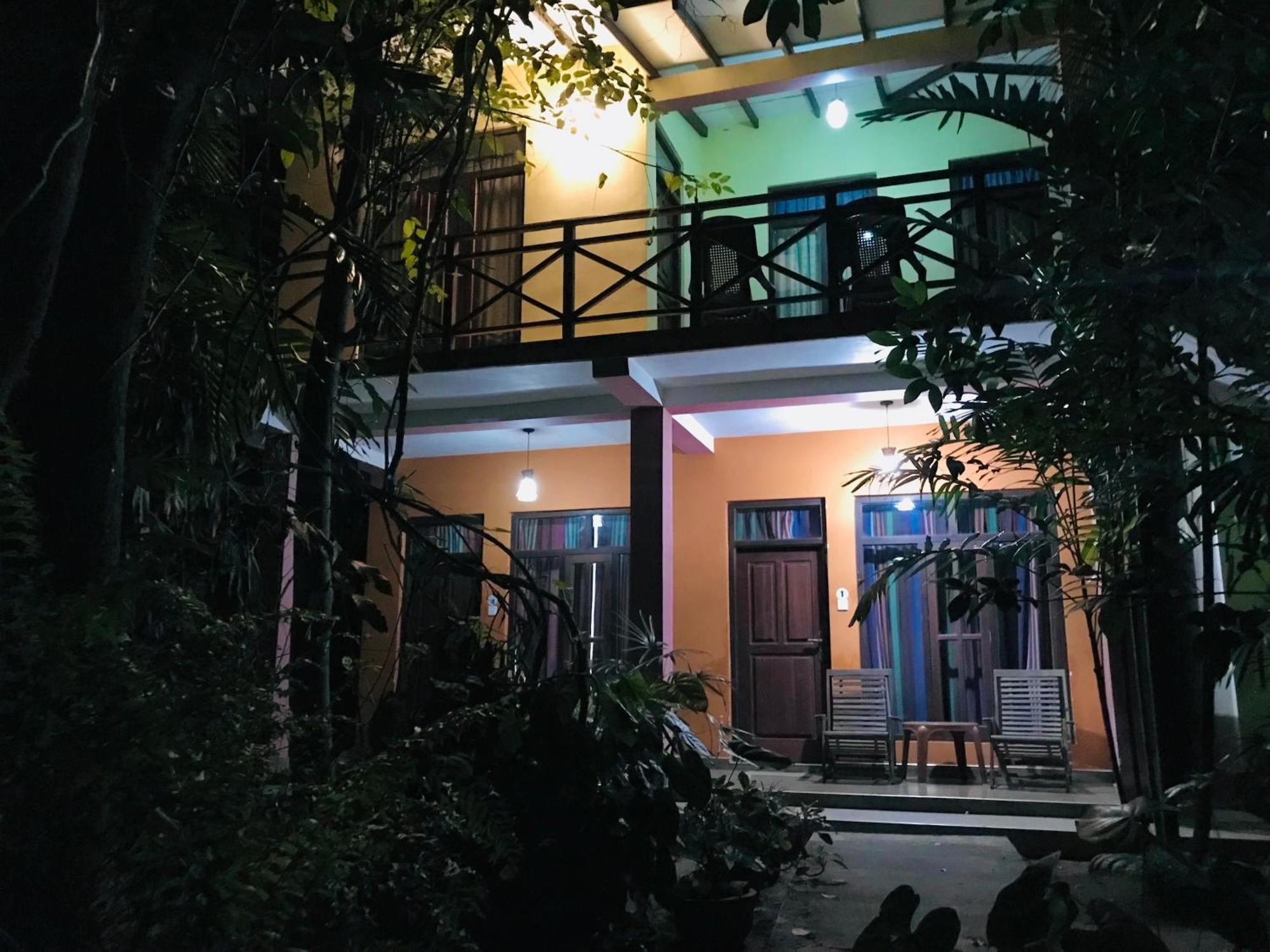 Gangadiya Lodge Сигирия Экстерьер фото
